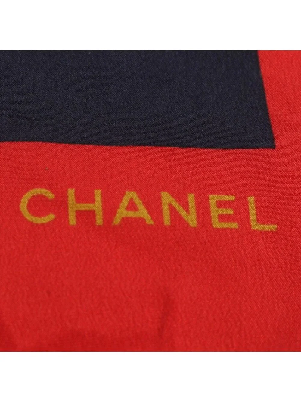 Chanel Quilted Bag Pattern CC Logo Scarf Shawl